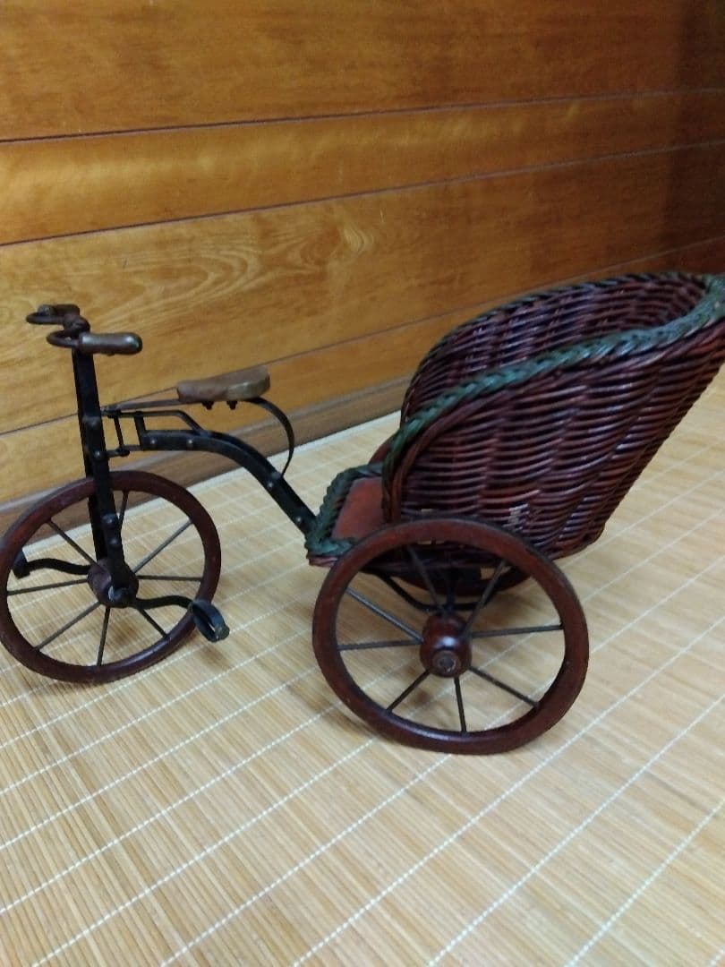 アンティーク雑貨 三輪車 アイアン ラタン　ドール用