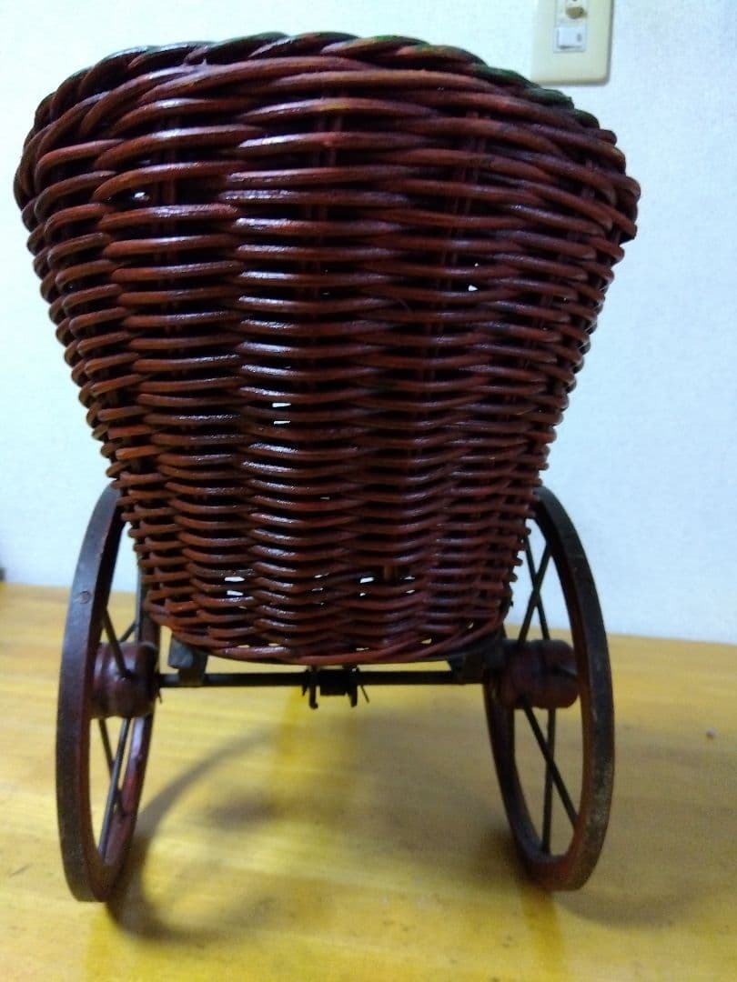アンティーク雑貨 三輪車 アイアン ラタン　ドール用