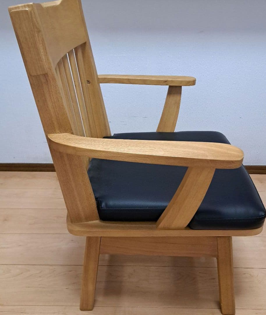 【直接引渡し限定】 回転式チェア　ダイニングチェア　木製　肘つき　2脚セット