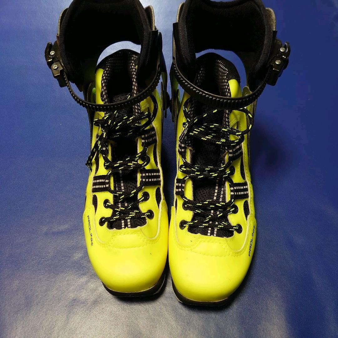 日本未販売 NNN BOTAS カーボンローラースキーブーツ EU38