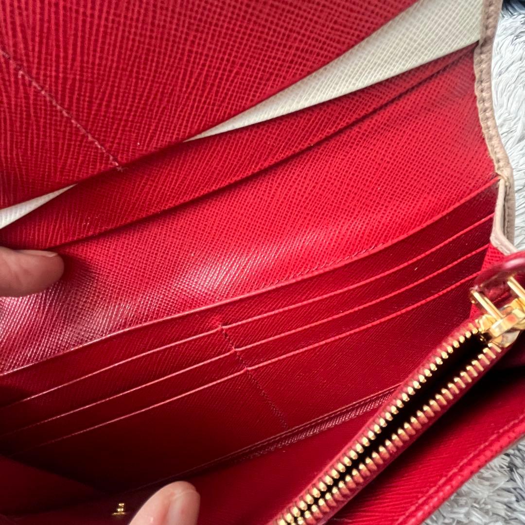 良品✨PRADA マルチカラー　大きめロゴ　長財布　サフィアーノ　ベージュ