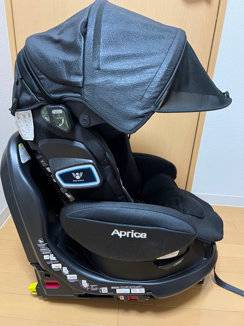 Aprica フラウディアグロウ　チャイルドシート/プレミアム