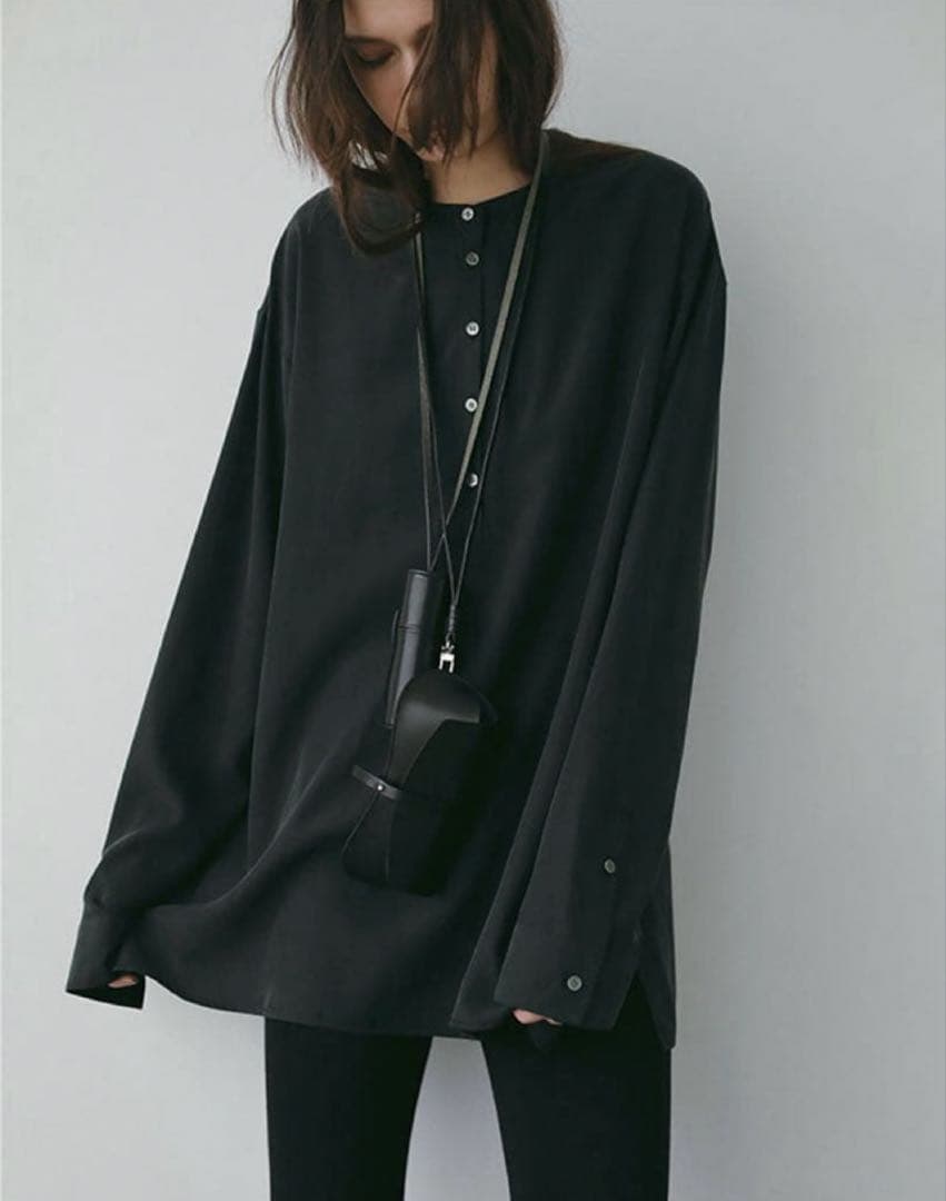 美品☆etre tokyo☆タンドレザーリップケース　ブラック