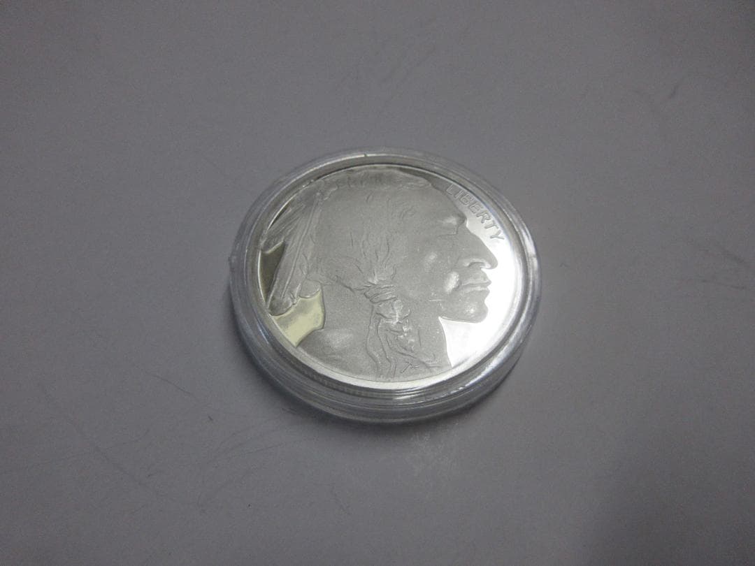 シルバー　　インディアン　31.2g 　銀貨　未使用 　g088