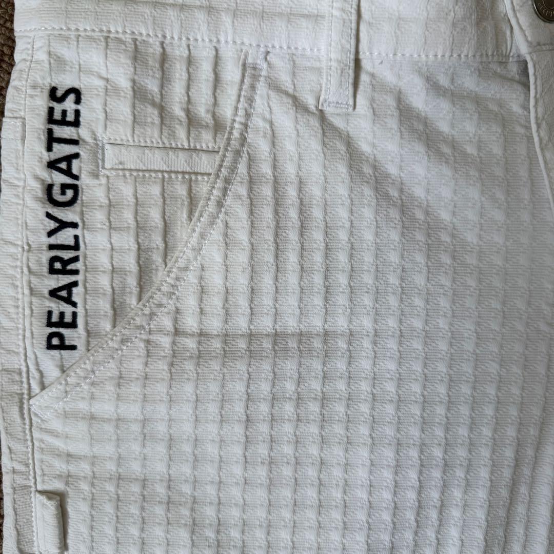現行モデル　美品　パーリーゲイツ　パンツ　M〜L相当　白　コットン素材　総柄　4