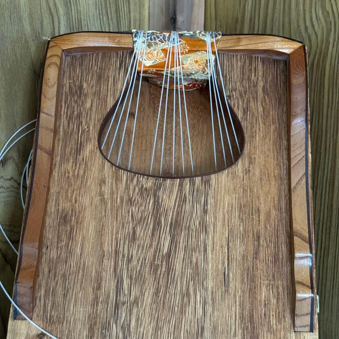 極上彩色★ひまわり　蒔絵　琴　13弦　すだれ彫　筝