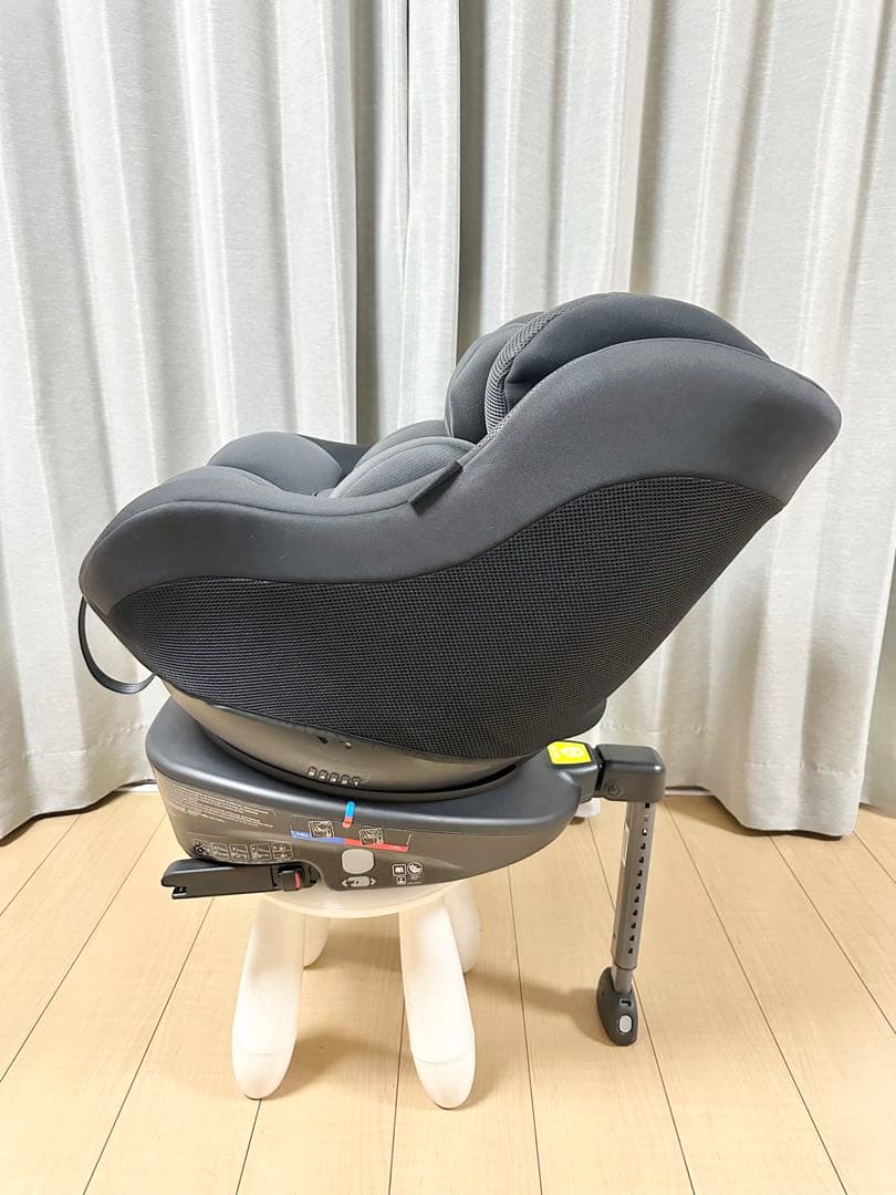 良品 Joie ジョイー アーク 360° チャイルドシート ブラック