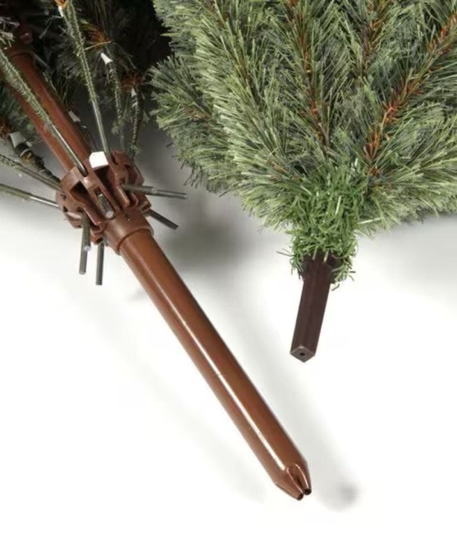 FILA　150cm人工クリスマスツリー 赤と金のオーナメント