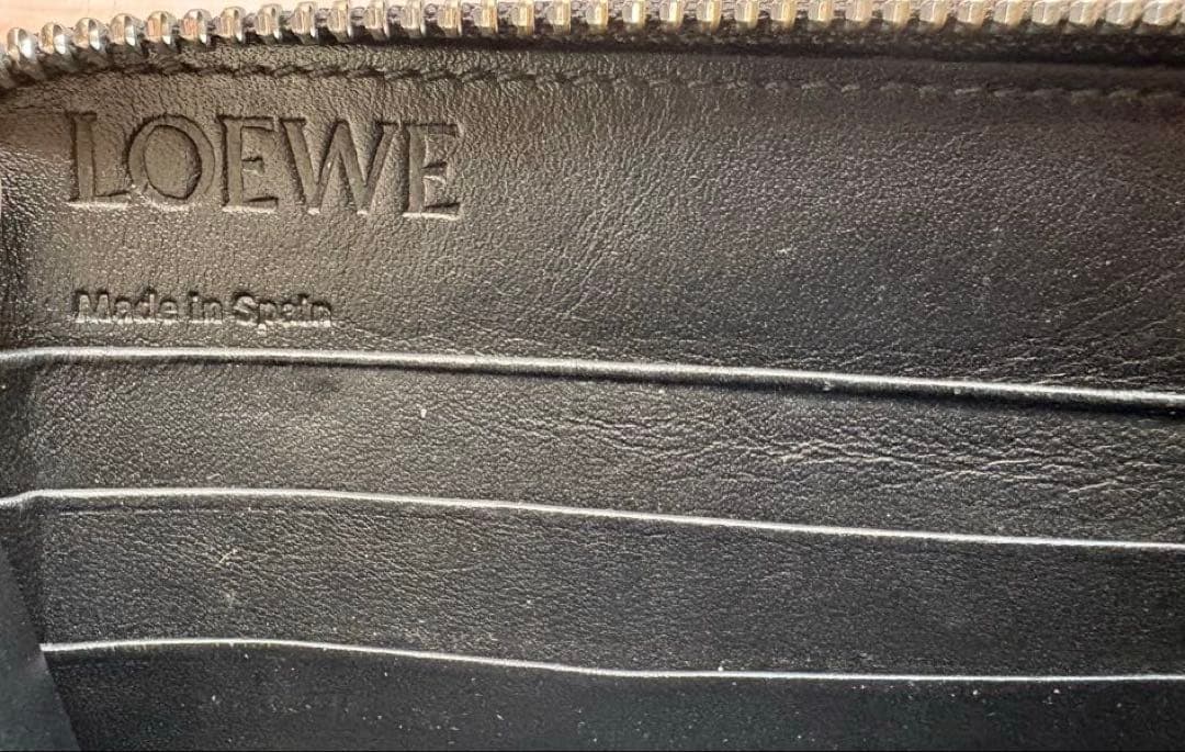 ✨美品✨ロエベ　LOEWE 長財布　アナグラム　ラウンドファスナー　ブラック　黒