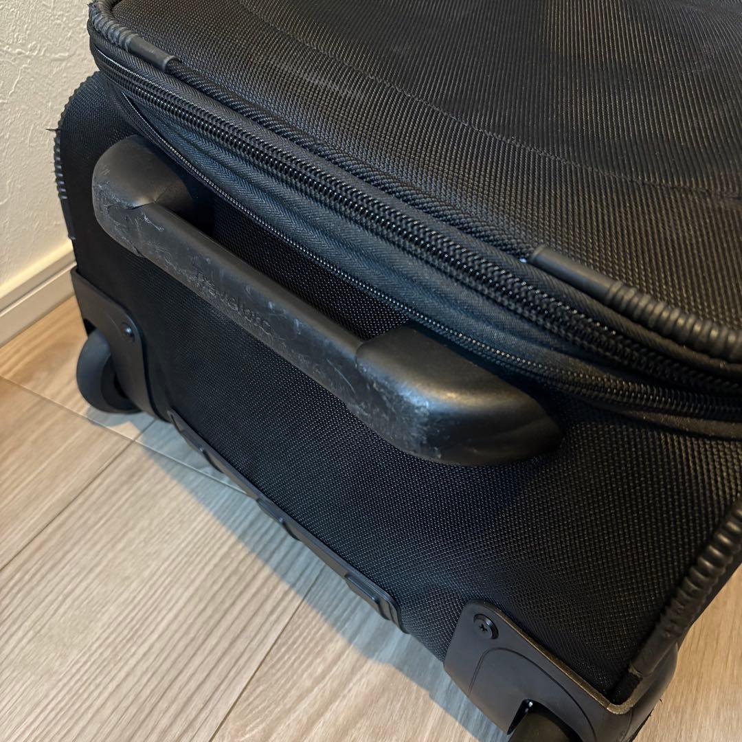 Travelpro FlightCrew 5 22” Expandable