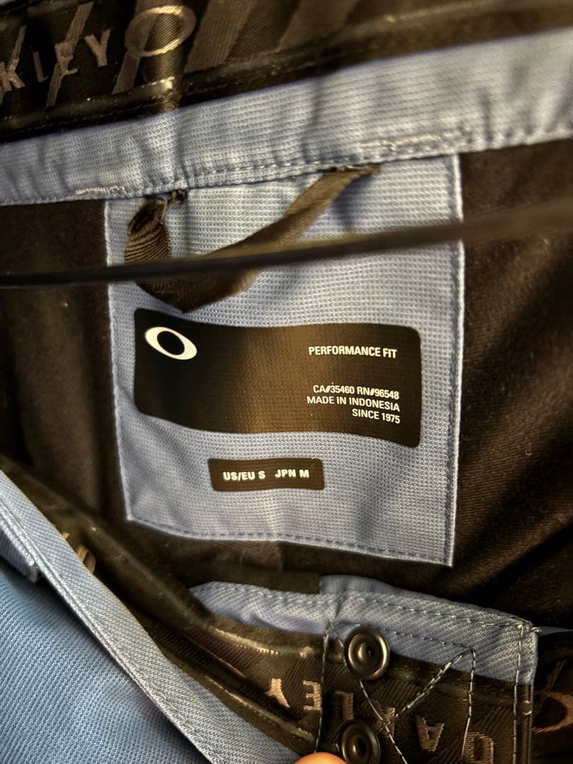 オークリー　スノーボードウェア　上下セット