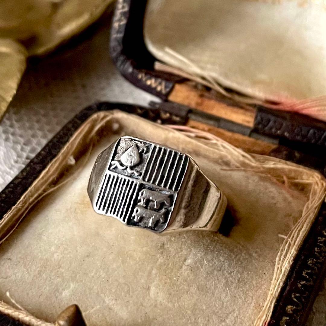 ブギウギ 　純銀製紋章デザインリング　フランスアンティーク　シグネット指輪
