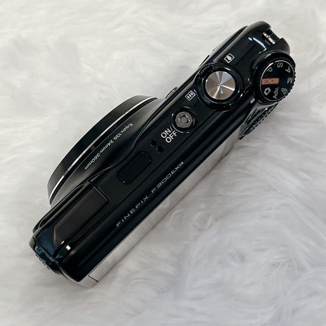 【極美品】 FUJIFILM FinePix F300EXR ブラック
