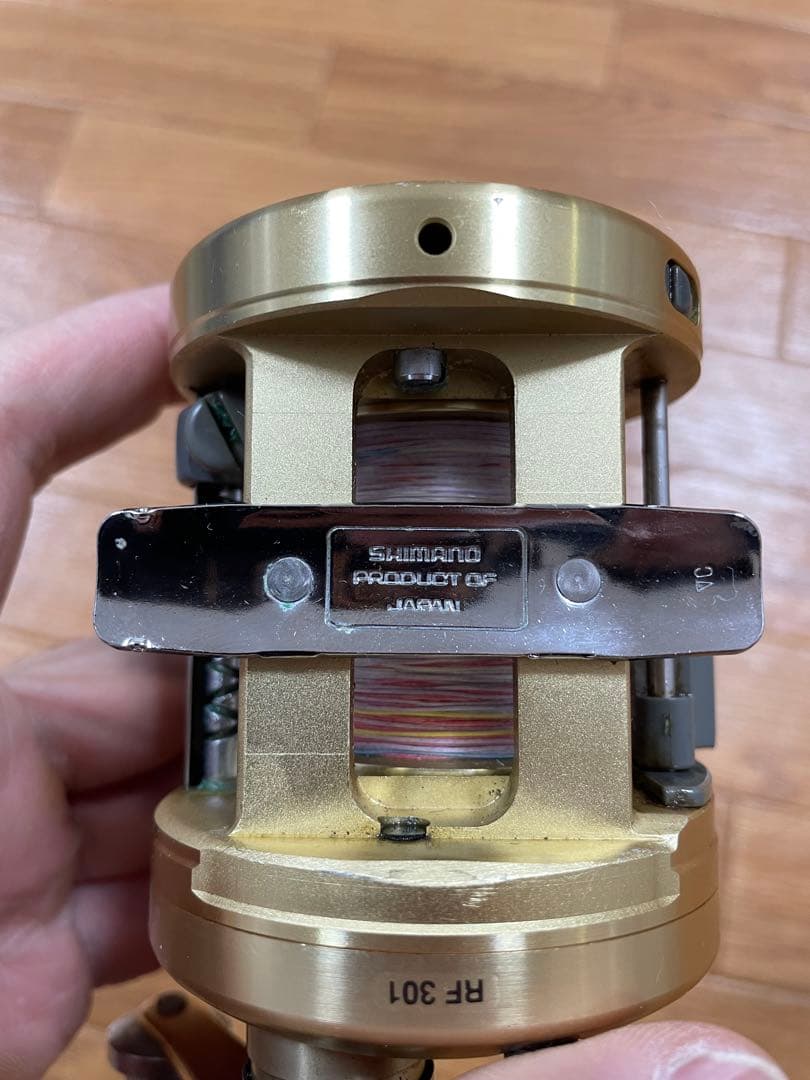 シマノ カルカッタ 小船1000 ベイトリール 両軸