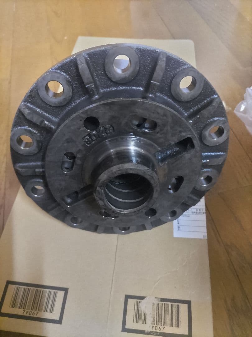 ZN6 純正トルセンデフ