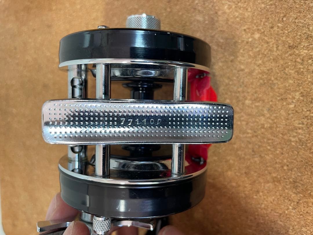 アブ アンバサダー 5600C 赤ベロ 替スプール - メルカリ