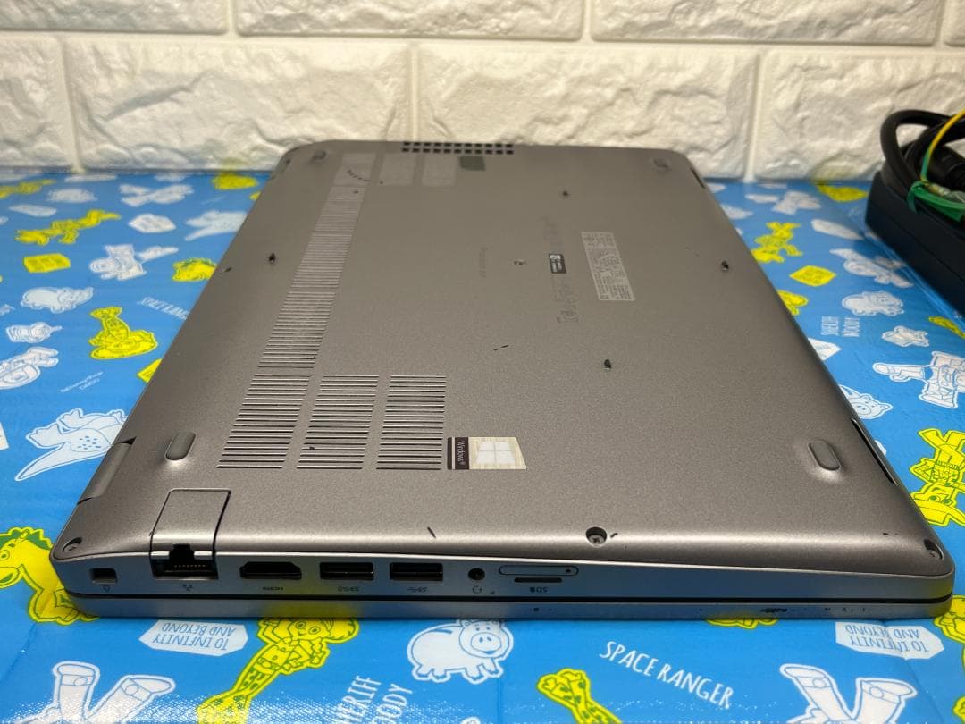 DELL Precision 3551 i7-10850H 16GB ノートPC
