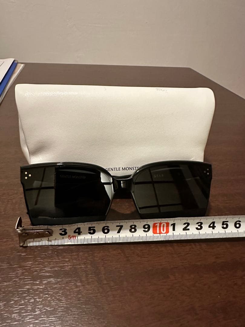 ちょこさん GentleMonsterジェントルモンスター Dear 01