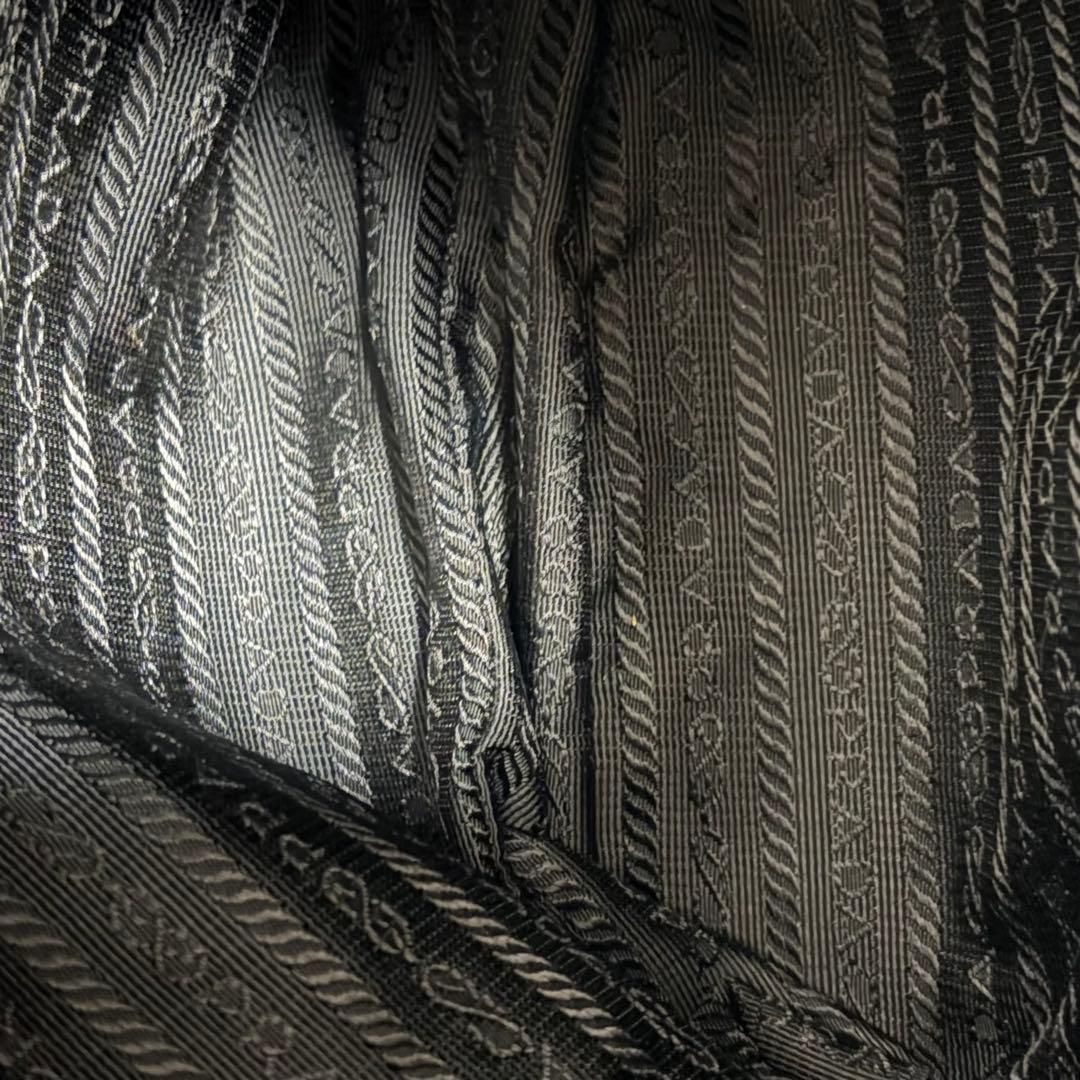 【正規品】プラダ PRADA ショルダーバッグ ナイロン 三角ロゴ 黒 男女兼用