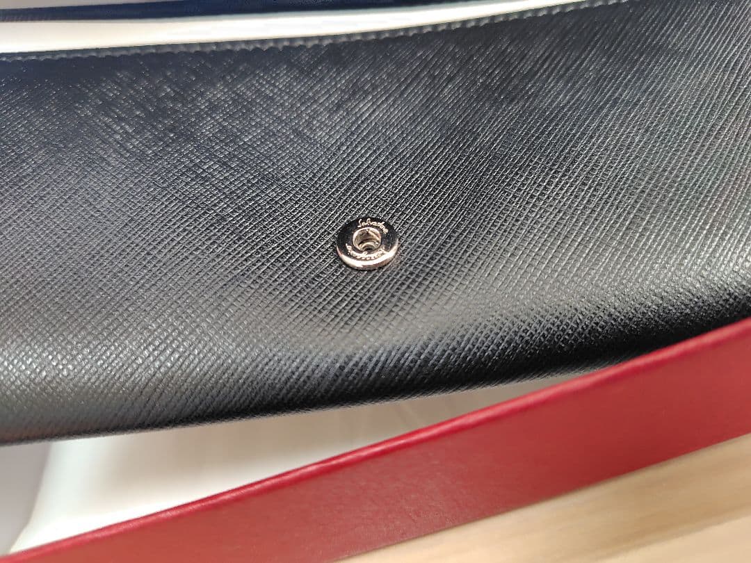 美品　Ferragamo　フェラガモ　ヴァラ　リボン　長財布　JP22-B480