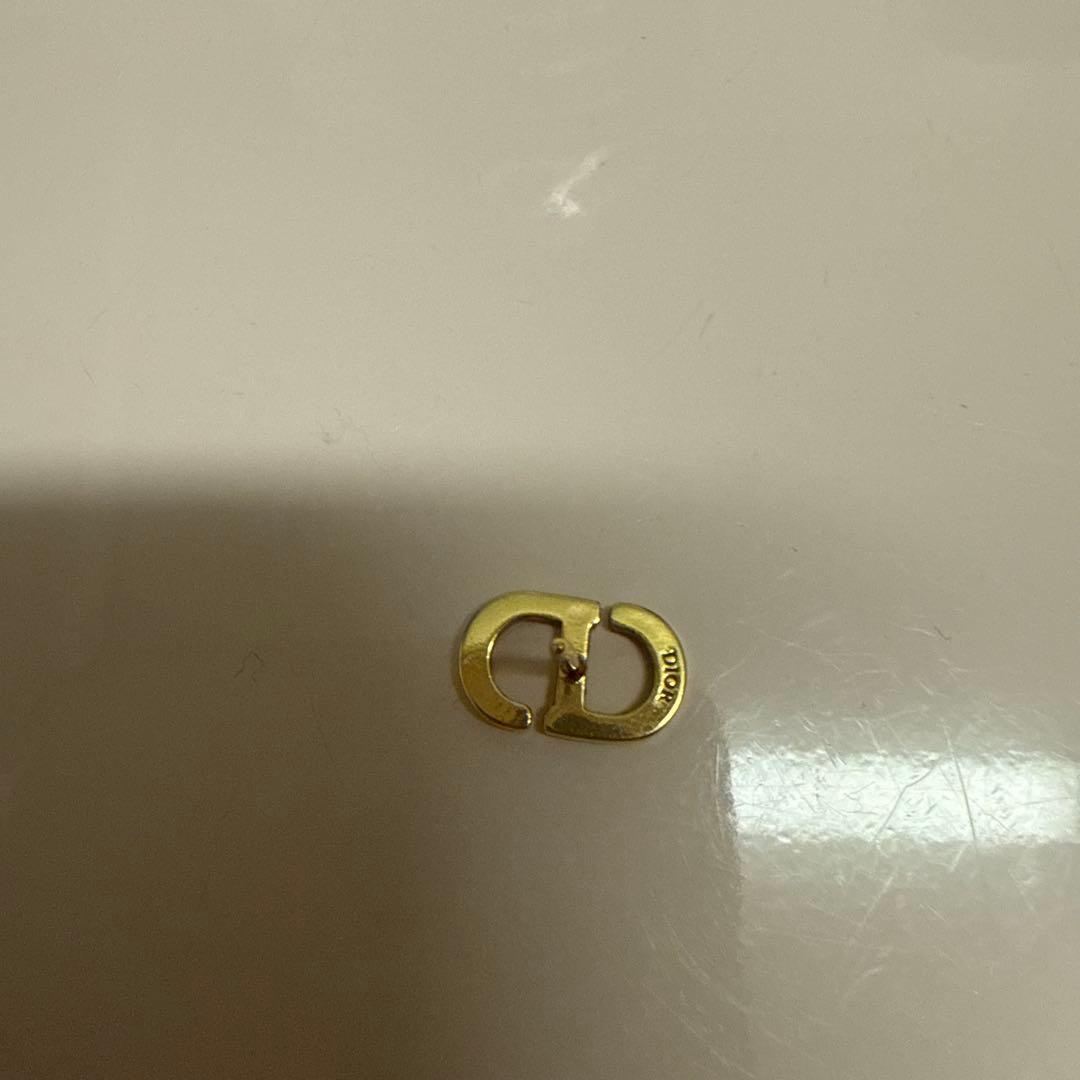 Dior ロゴデザイン ミニスタッドピアス 片耳用