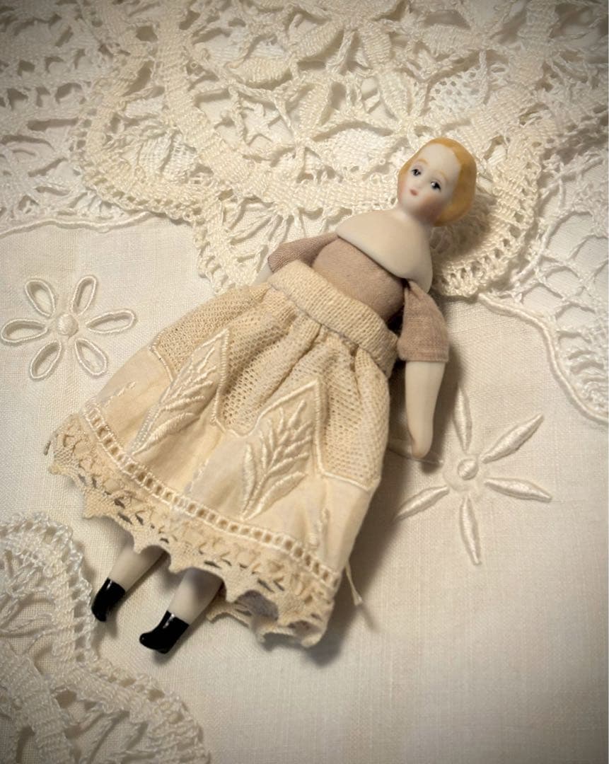 極小チャイナヘッドドール*パリアンドール*9.5cm*ブロンドヘアミニチュア