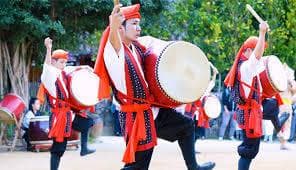 (送料無料)28.000円　Nエイサー大太鼓39x43 cm撥付き