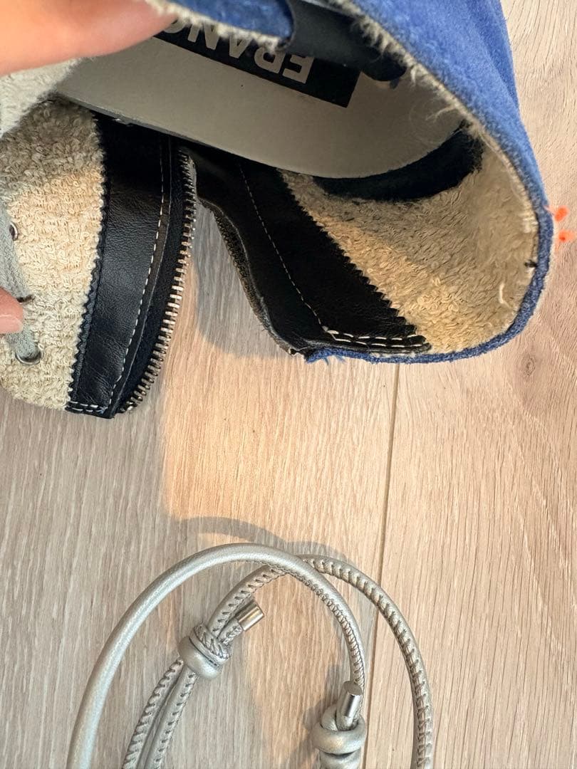 ゴールデングース　ハイカット　スニーカー　37 23.5