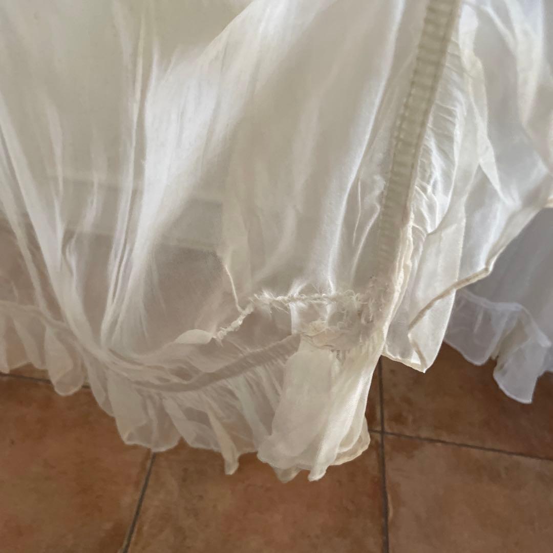 フランスアンティーク　フランスの玄関ドア　エクリュ アンティークレース　カーテン