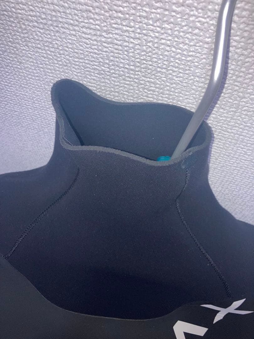 AXX⭐️レディースセミドライ3/3mm ネックエントリーMLTサイズ相当