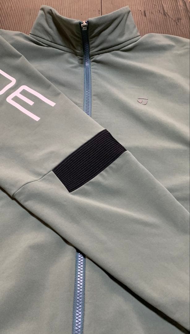 テーラーメイド　秋冬　アウター　ジャケット モスグリーン