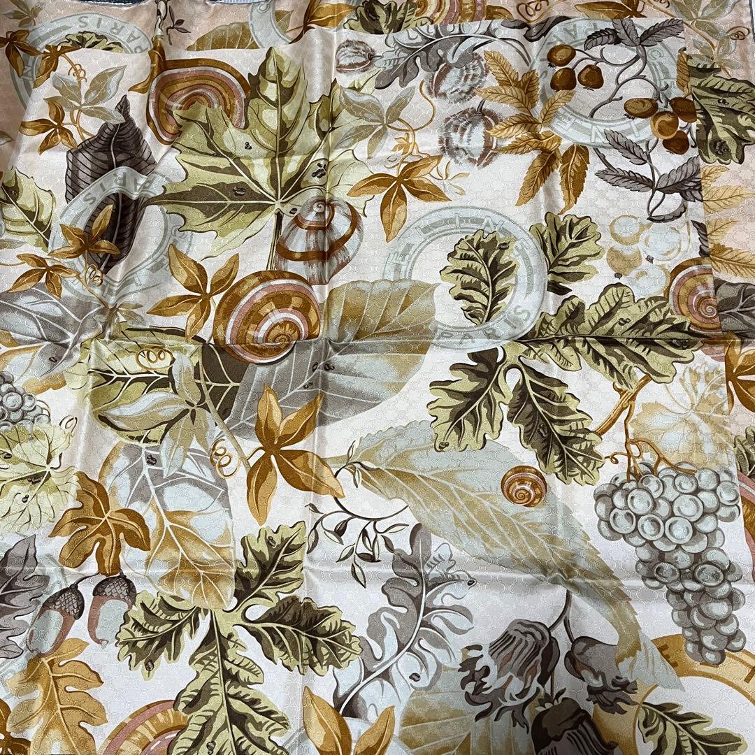 未使用CELINE セリーヌ シルク大判スカーフ