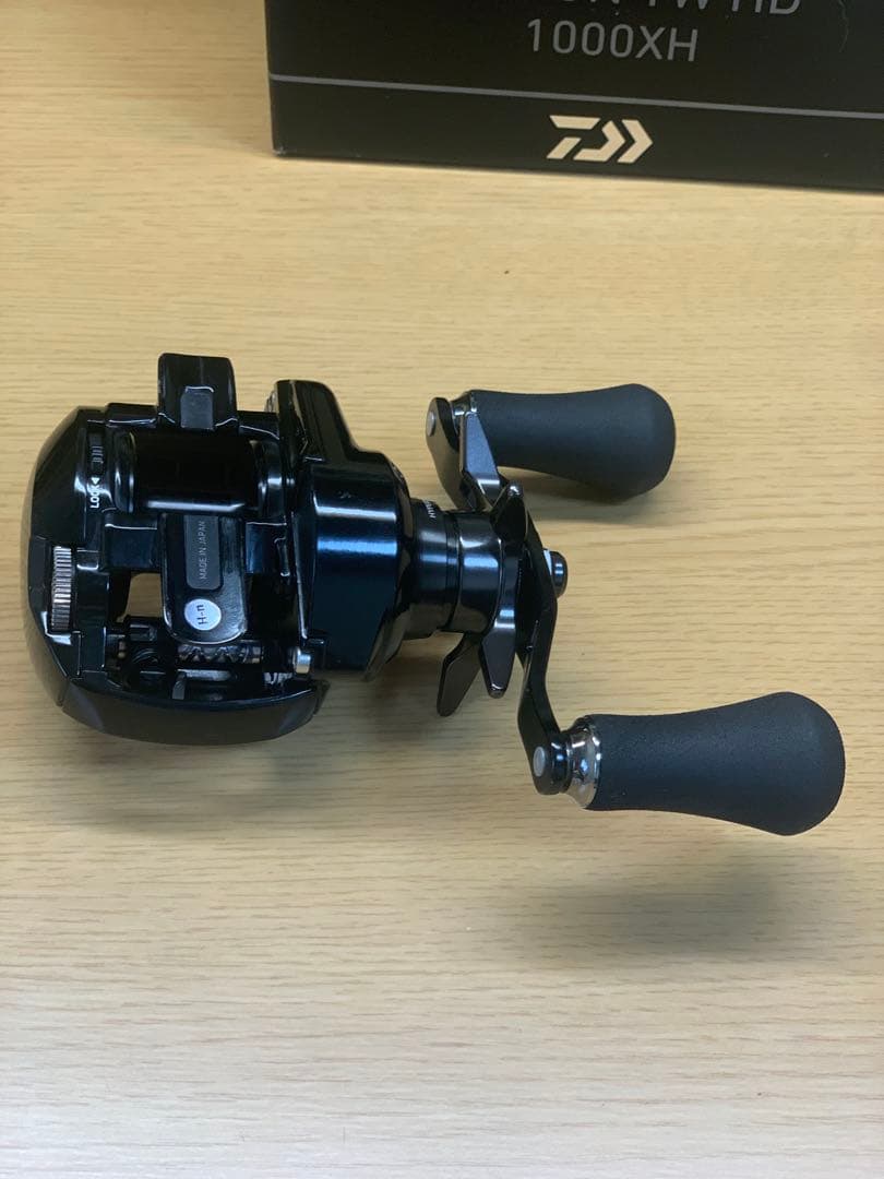 22 ジリオンTW HD 1000xh