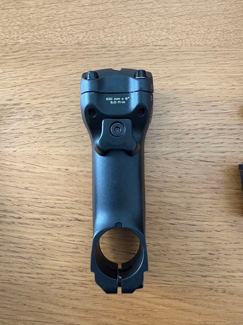 Specialized tarmacステム 100mm x 6°