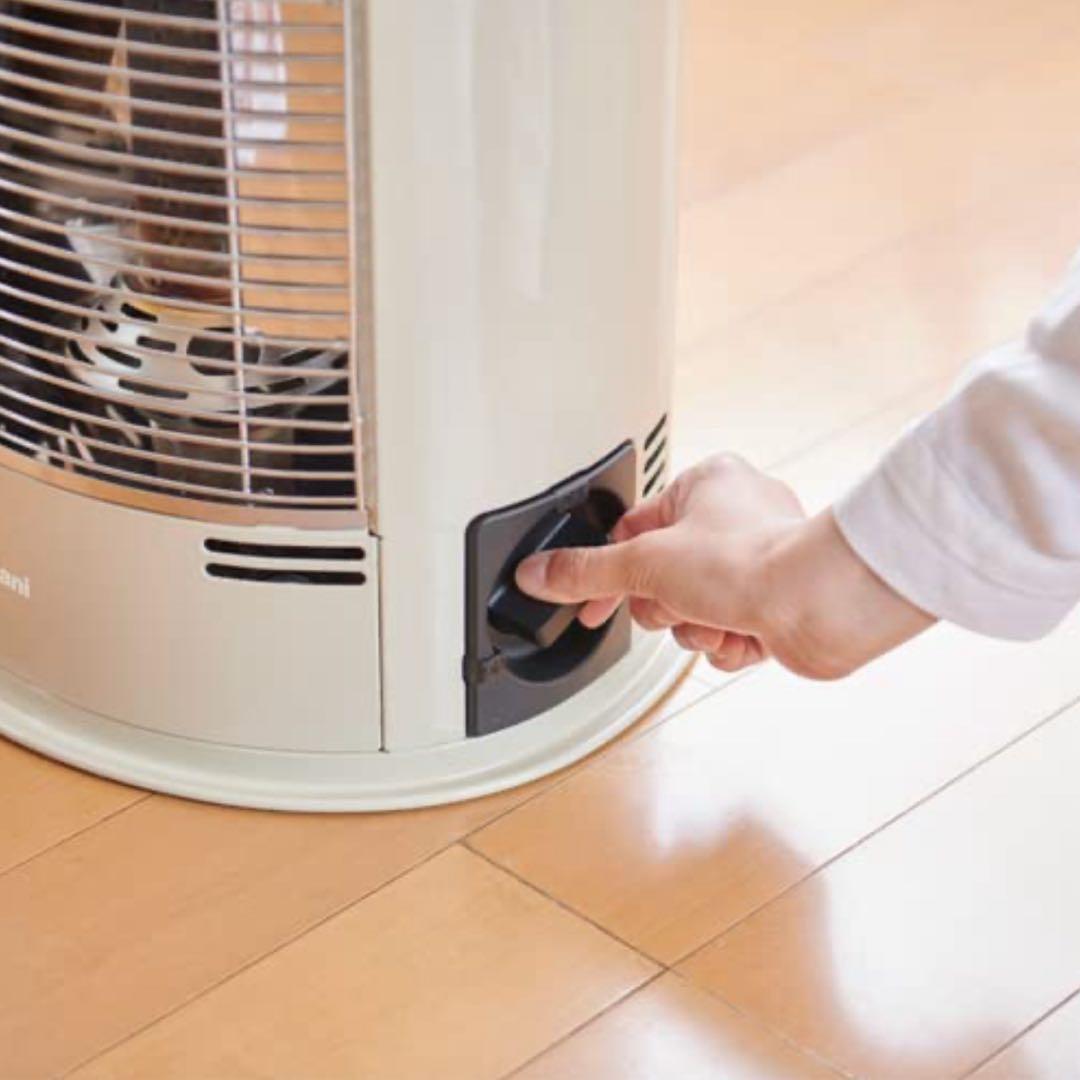 【元箱入り】IwataniカセットガスストーブCB-STV-DKD2 デカ暖II