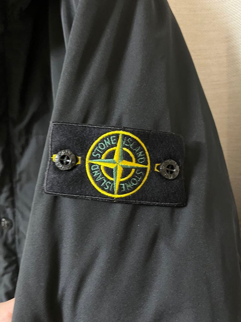 マ*ト様 stone  ダウンジャケット　ブラック