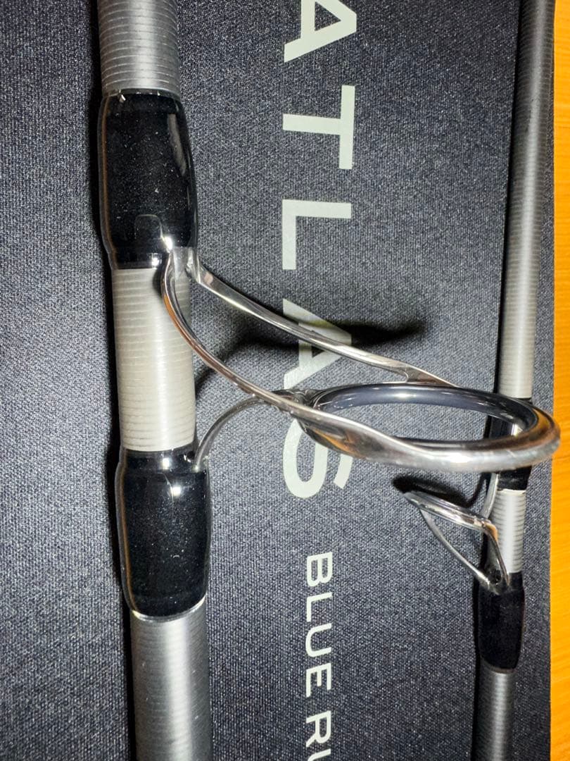 美品！　APIA GRANDAGE ATLAS BLUERUNNER 100HH