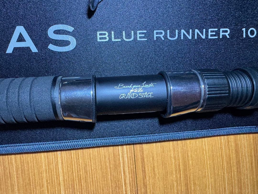 美品！　APIA GRANDAGE ATLAS BLUERUNNER 100HH