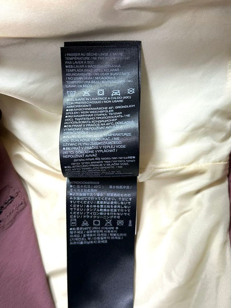 Burton ゴアテックス　フード付きジャケット Mサイズ　ピンク