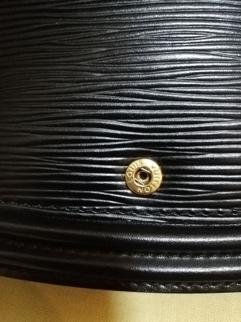 ルイ ヴィトン Louis Vuitton エピ ティルシット ノワール