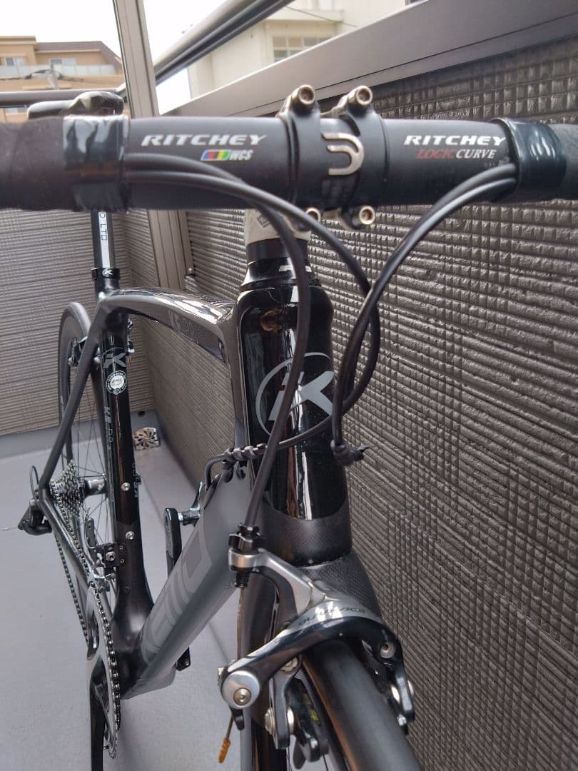 シロネコヤマト様 KEMO ケモKE-R8 カーボンロードバイク【超軽量スイス