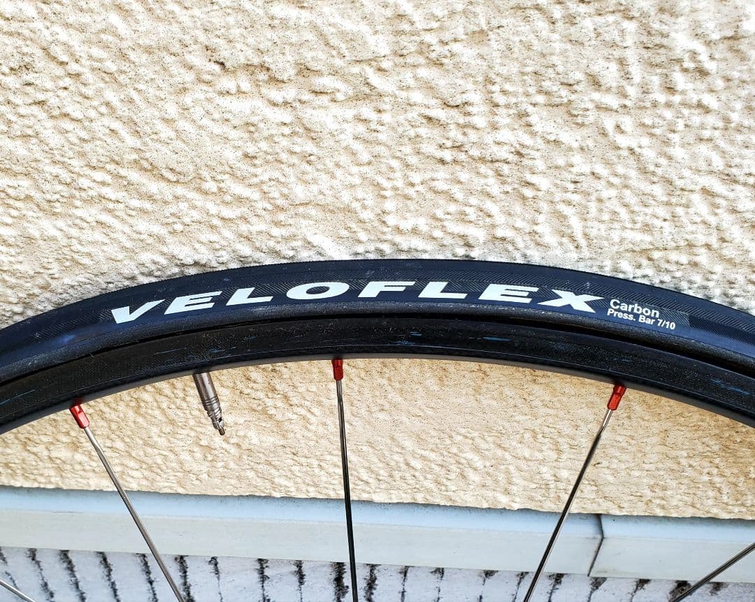 前後輪980g!! SFida カーボンホイール　カンパニョーロ用