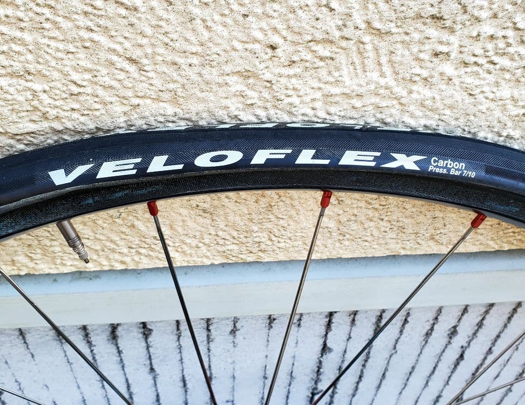 前後輪980g!! SFida カーボンホイール　カンパニョーロ用