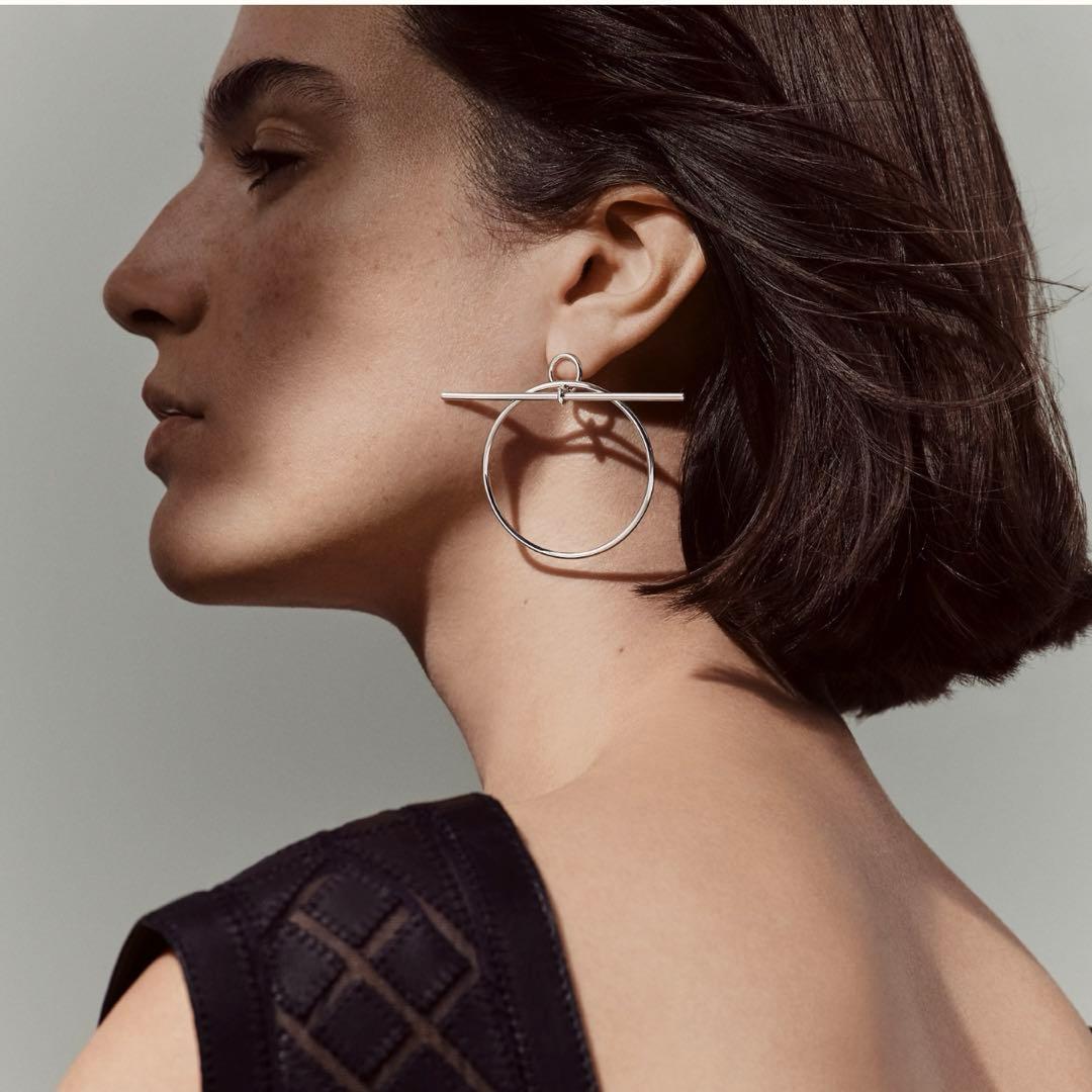 エルメス ピアス 《ループ》 MM フープ - メルカリ