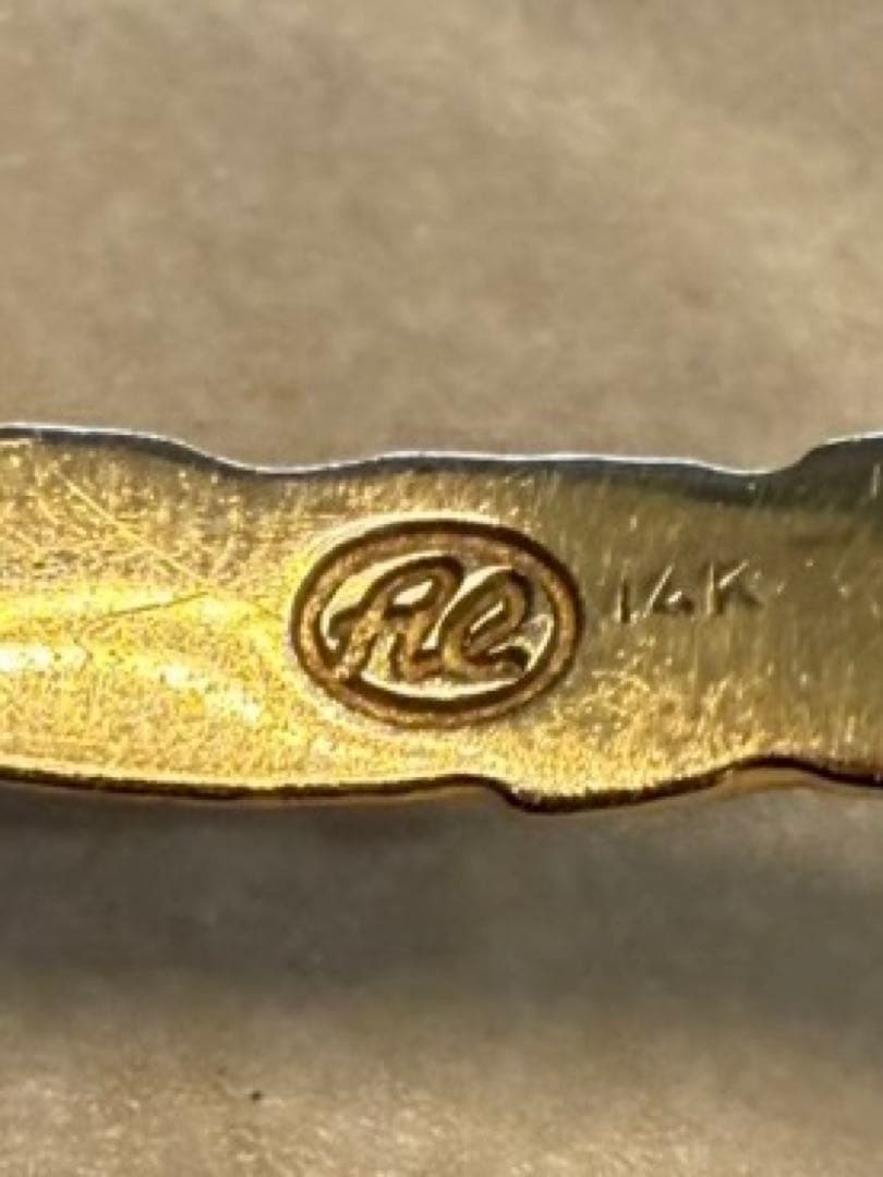 手彫りハワイアンジュエリー　バングル　オーダーメイド　Y G レディース ダイヤ