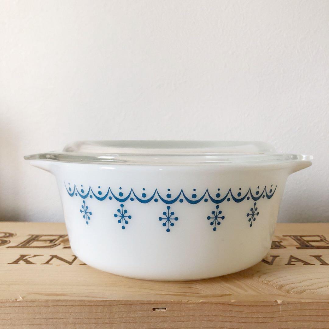 オールドパイレックス スノーフレーク キャセロール Mサイズ - メルカリ