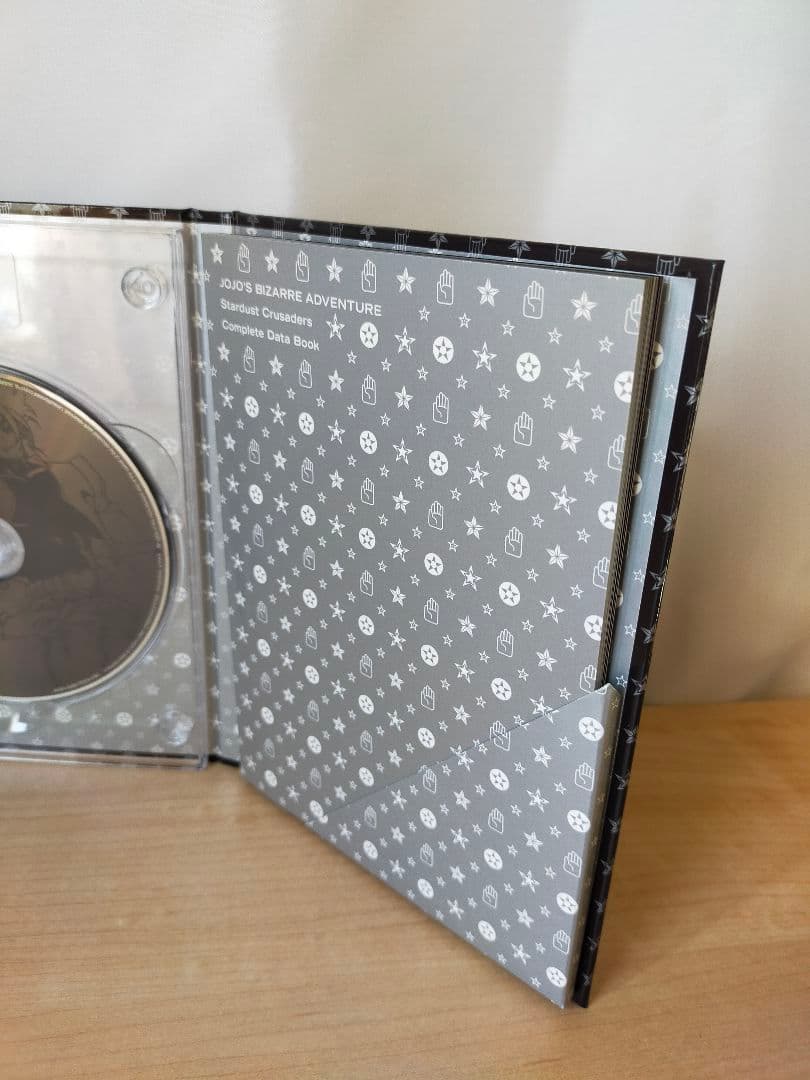 ジョジョの奇妙な冒険 第3部 スターダストクルセイダース DVD-BOX〈4枚…