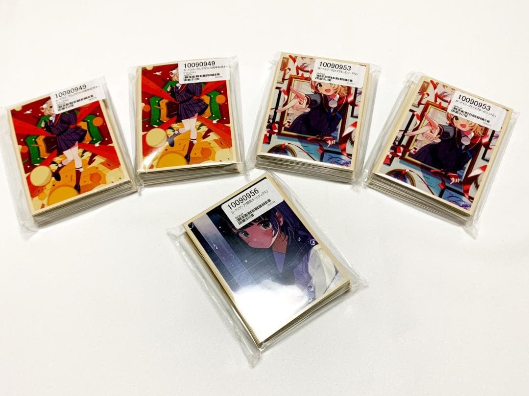 しぐれうい カードスリーブ 3種 計5個 - メルカリ