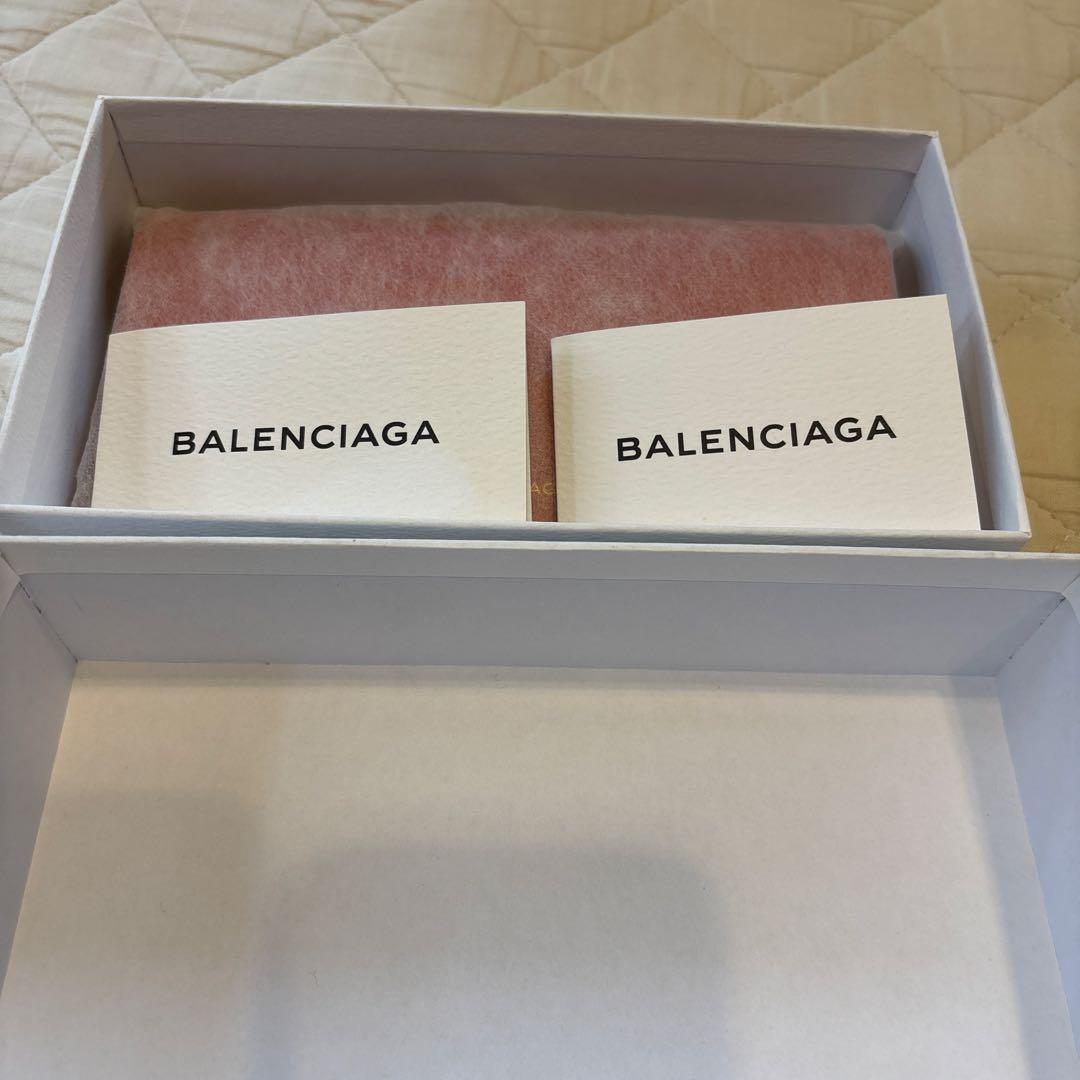 V*様 BALENCIAGA ピンク レザー 長財布　美品