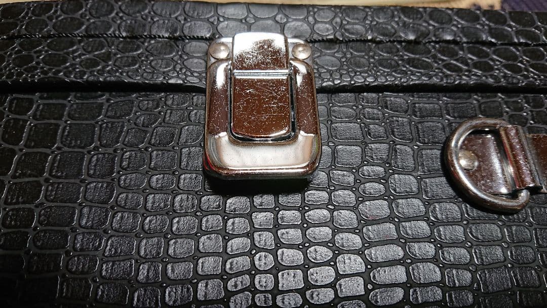 沖縄三線 人工皮張り 初心者用 鍵付きハードケースのセット